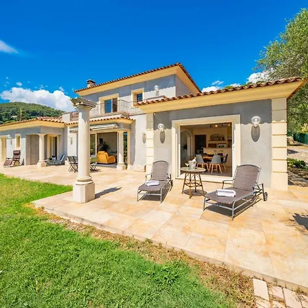 Super Cannes Villa